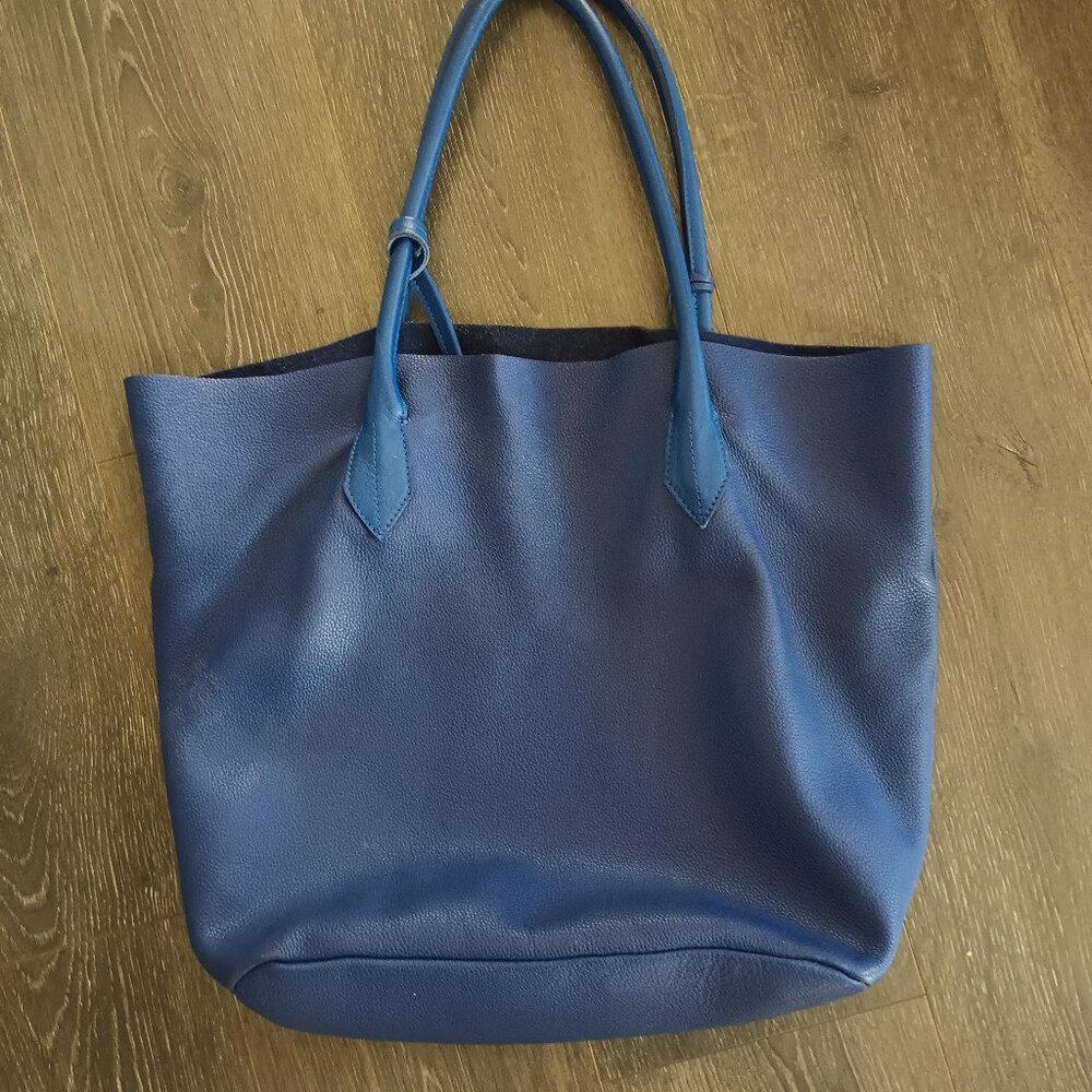 Adora Leather Bag/Tote, Blue, Made in Italy, EUC
